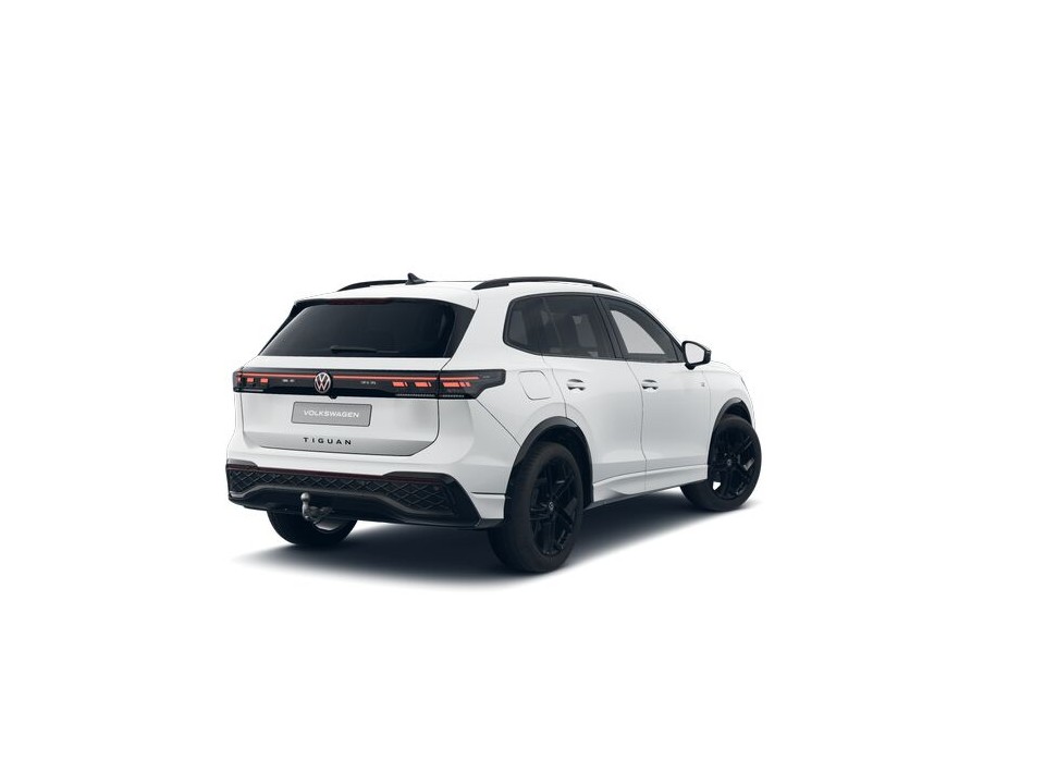 Volkswagen Tiguan 1.5 R-LINE DSG BLACKSTYLE PANO AHK