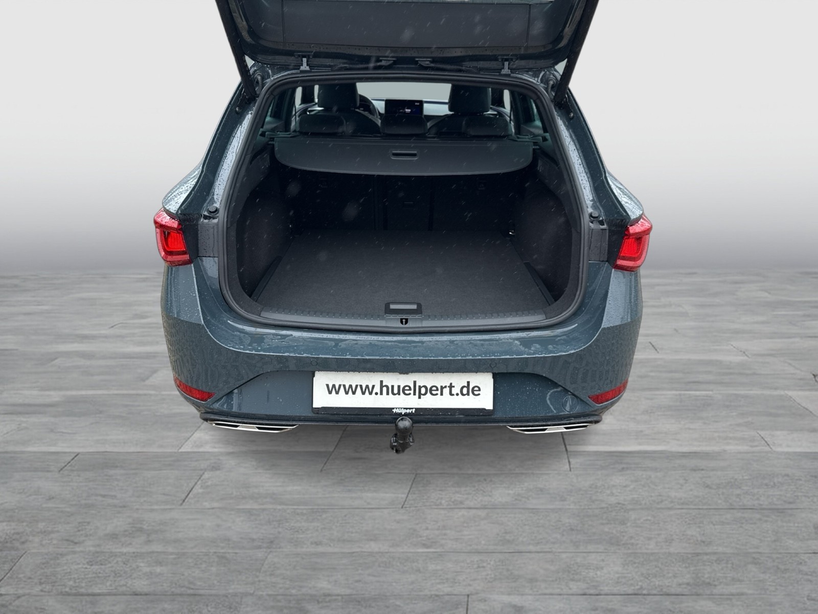 Seat Leon ST 1.5 eTSI FR BLACK EDITION PANO AHK CAM