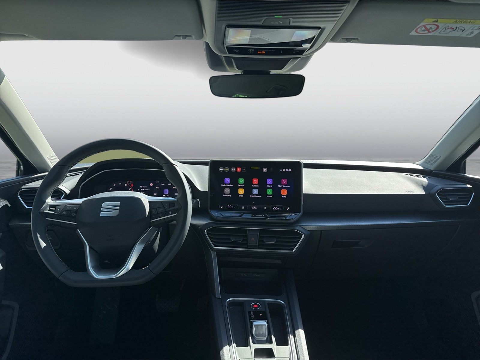 Seat Leon Sportstourer 1.5 eTSI STYLE CARPLAY SITZHZG