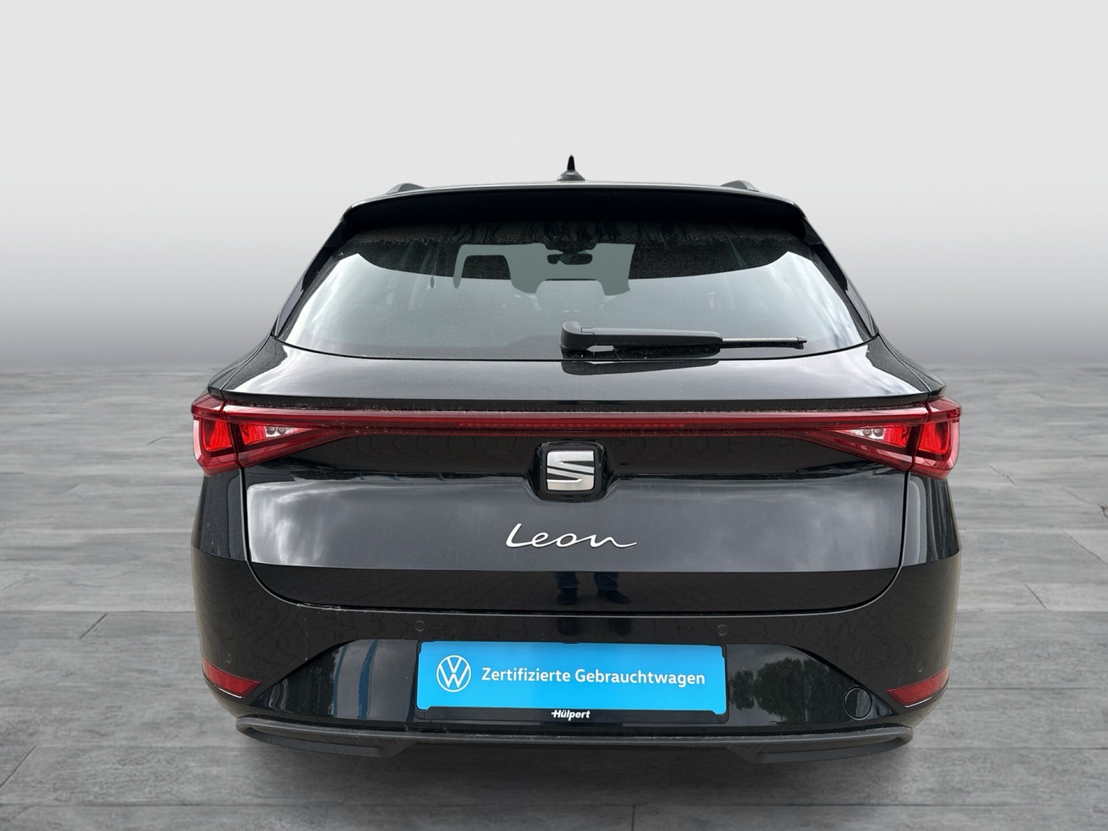Seat Leon Sportstourer 1.5 eTSI STYLE CARPLAY SITZHZG