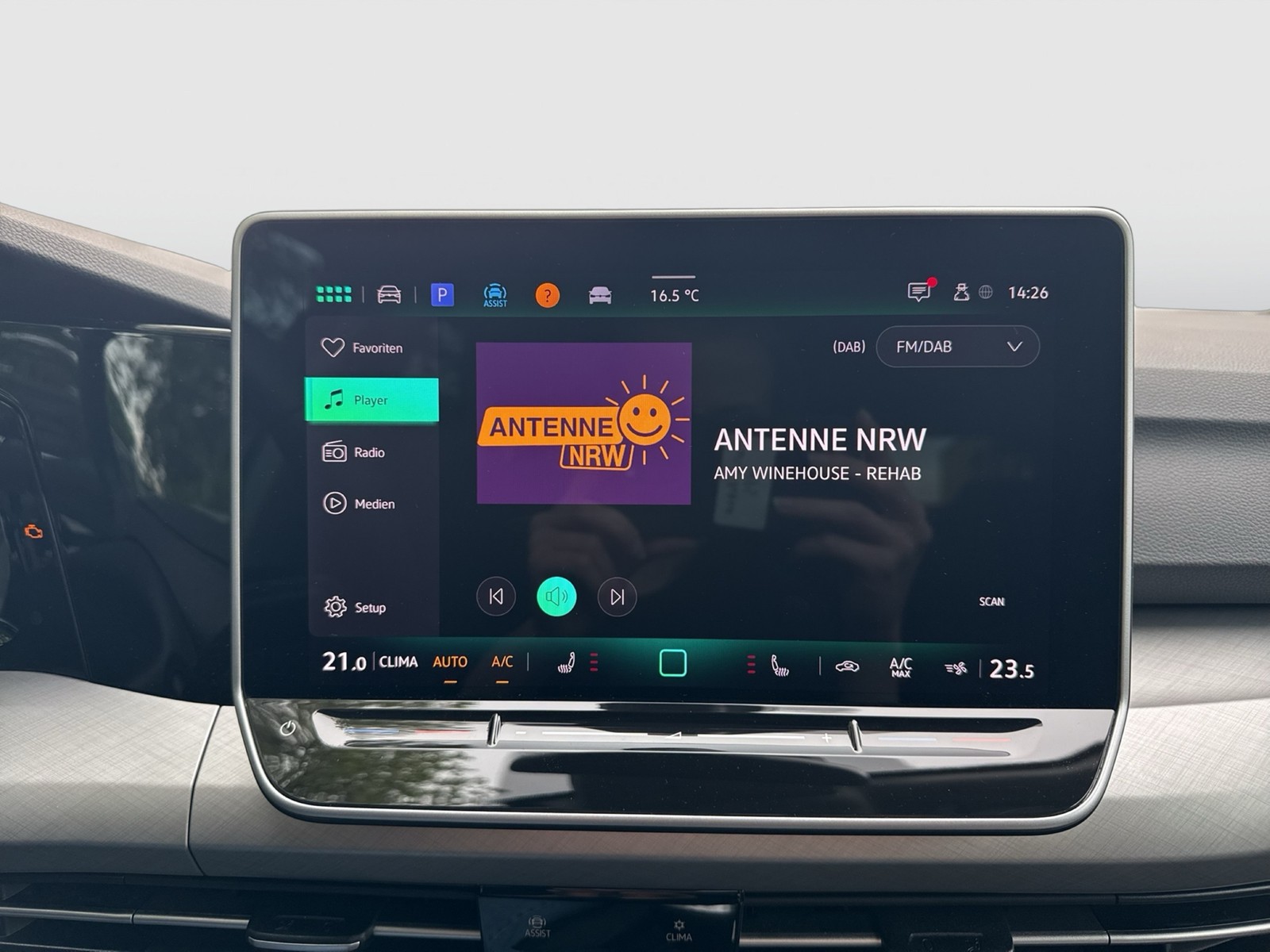 Volkswagen Golf VIII 1.5 LIFE ACC CARPLAY ALU SITZHEIZUNG