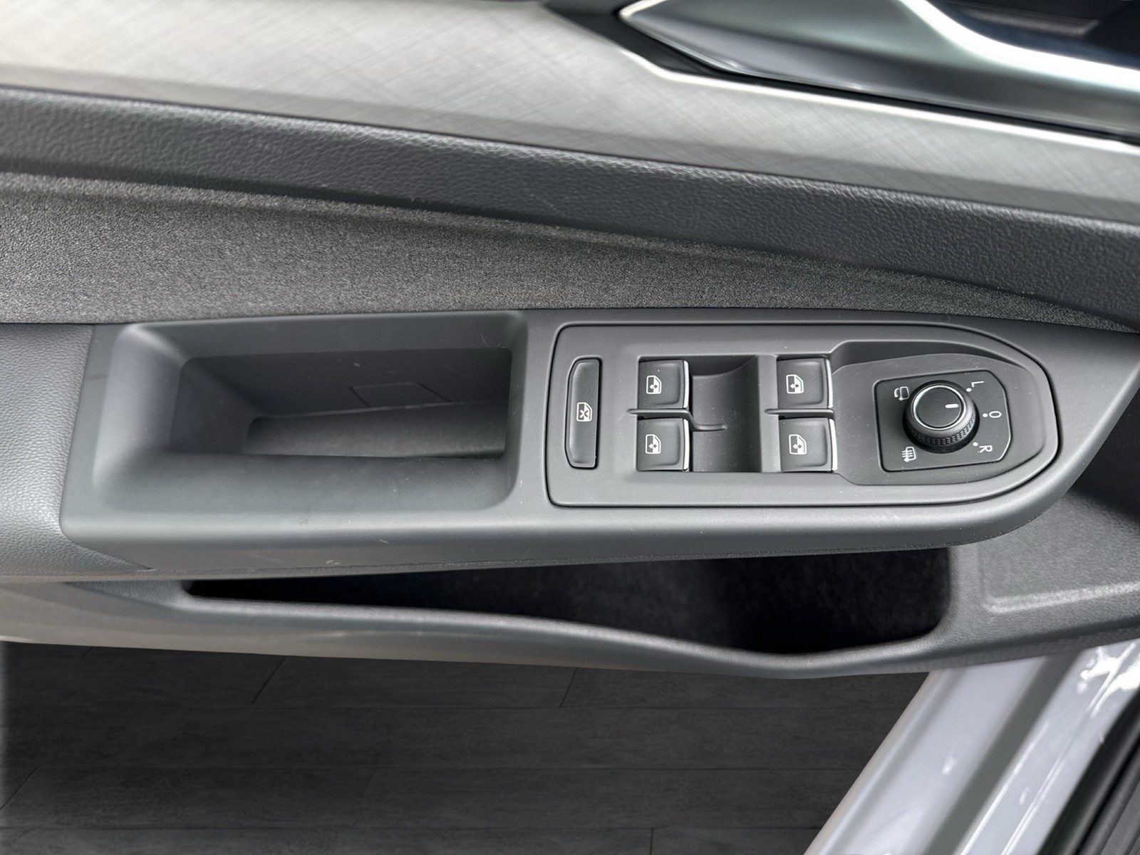 Volkswagen Golf VIII 1.5 LIFE ACC CARPLAY ALU SITZHEIZUNG