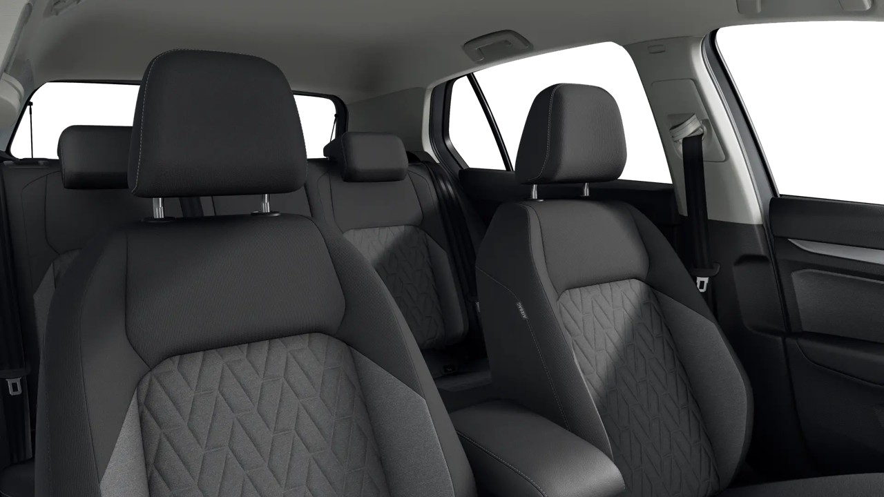 Volkswagen Golf VIII 1.5 eTSI LIFE ACC CARPLAY ALU SITZHEIZ