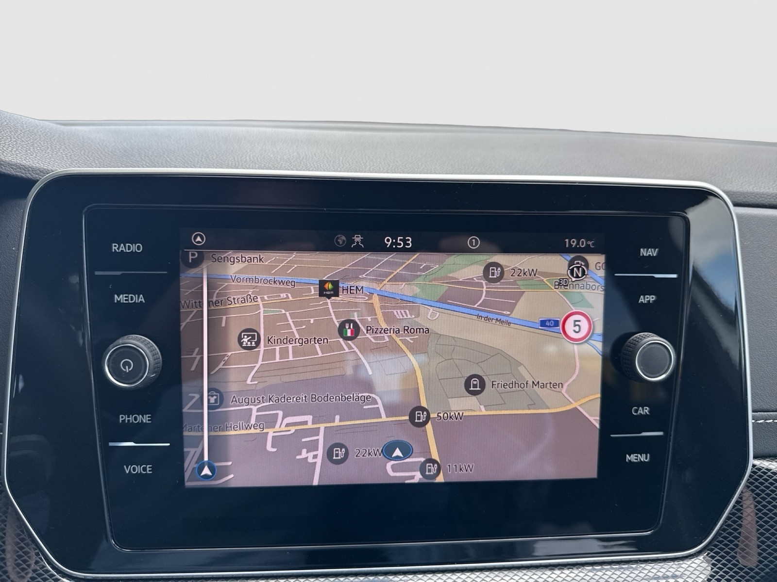 Volkswagen T-Cross 1.0 R-LINE ACC LM17 MATRIX NAVI CARPLAY