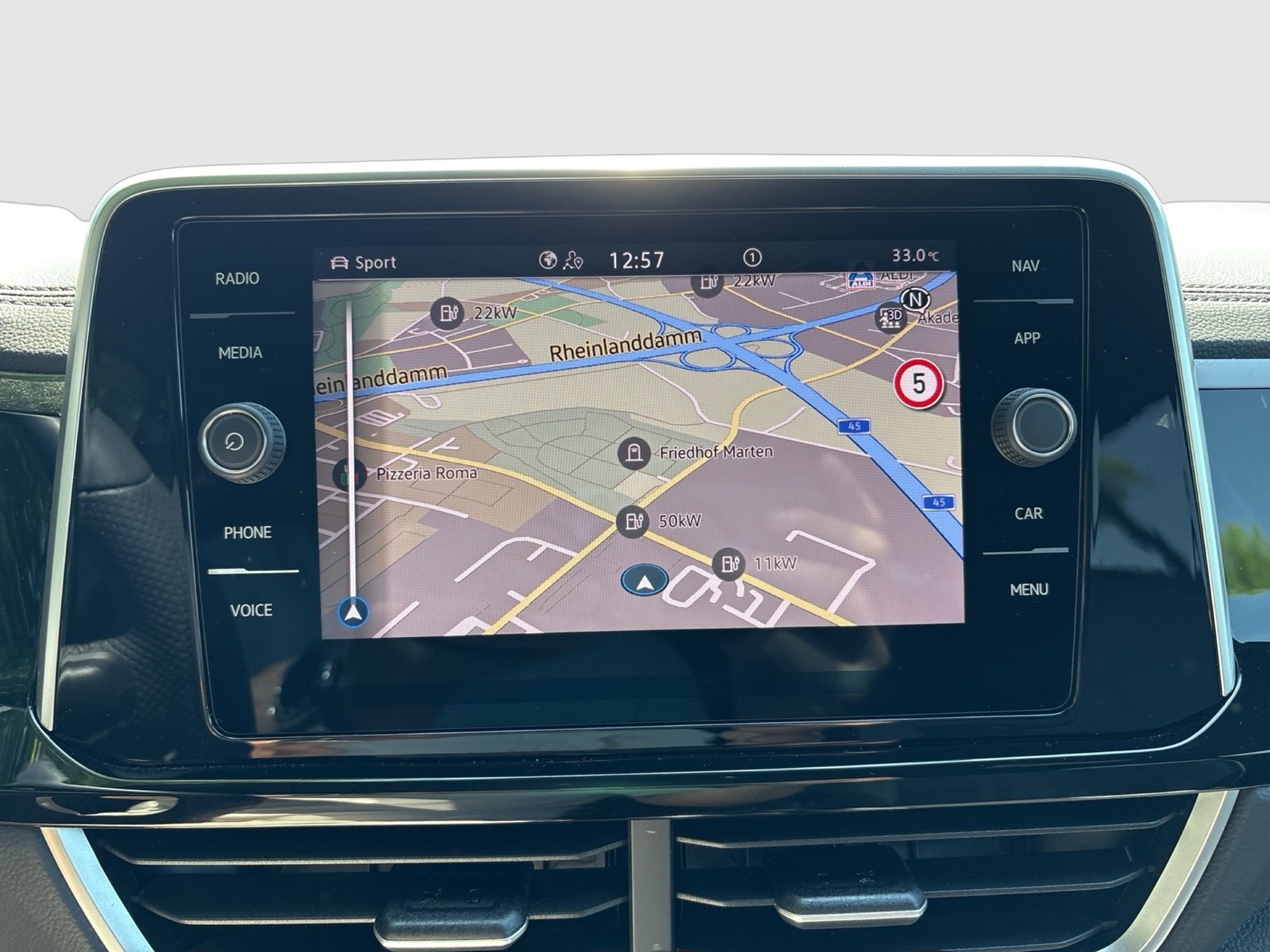 Volkswagen T-Roc 1.0 R-LINE AHK CAM ACC NAVI LED+ LM17