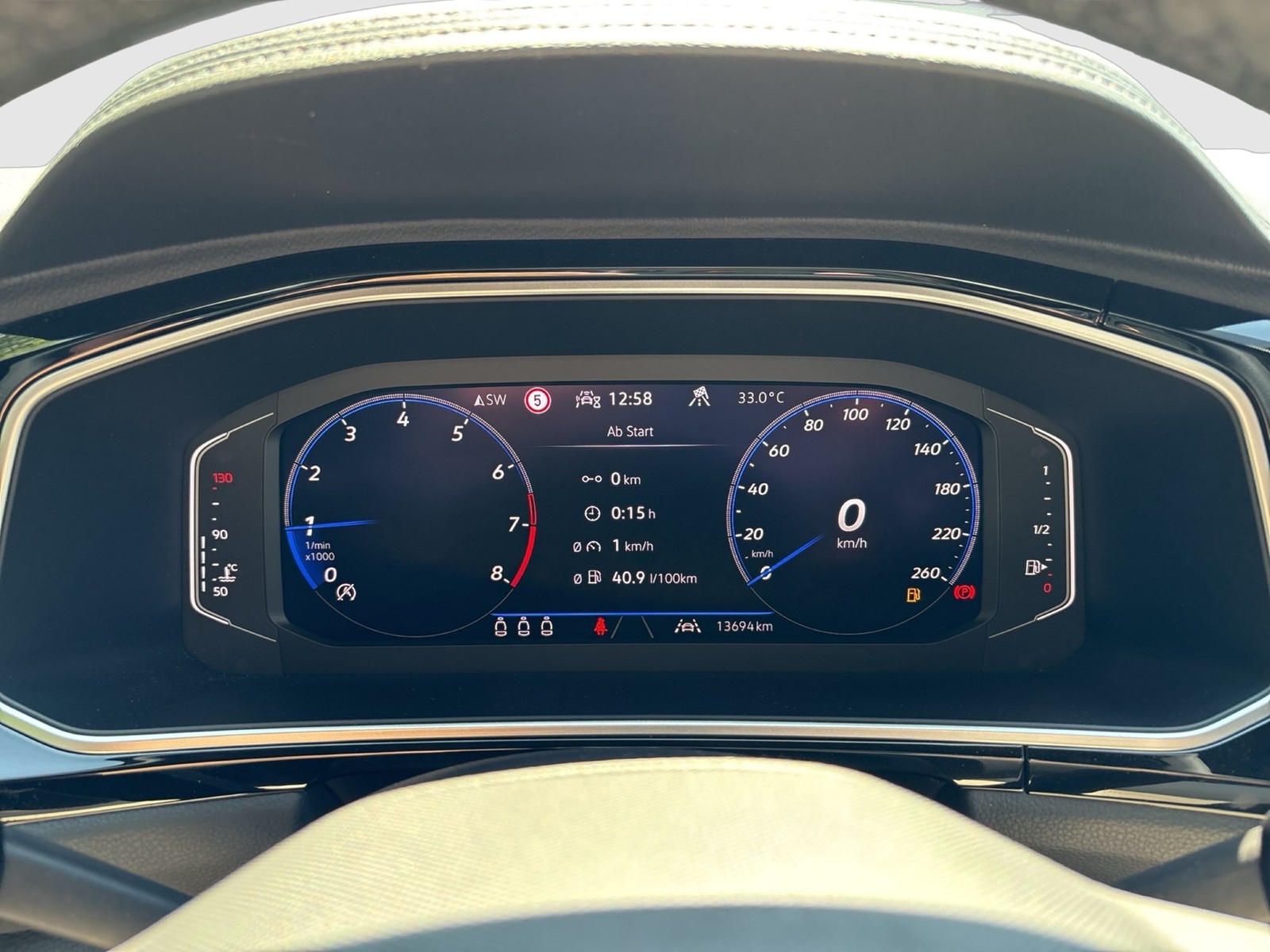 Volkswagen T-Roc 1.0 R-LINE AHK CAM ACC NAVI LED+ LM17