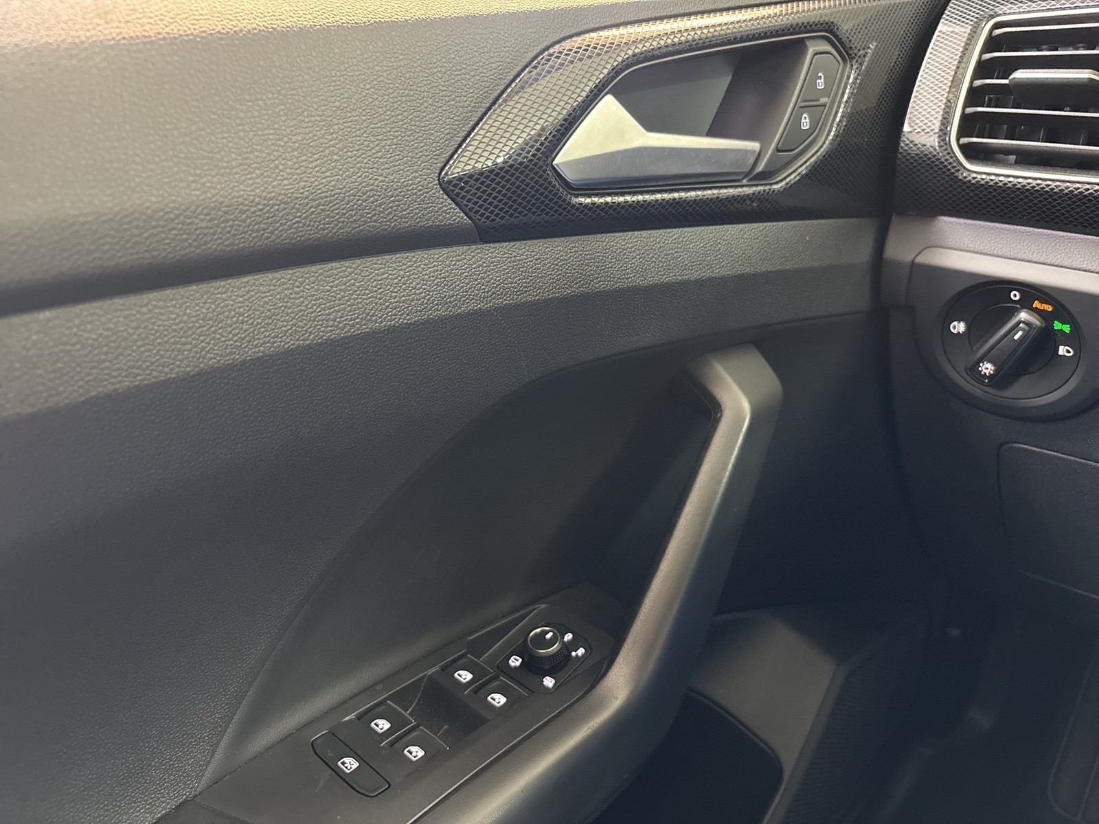 Volkswagen T-Cross 1.0 GOAL ACC LM17 CARPLAY SITZHEIZUNG