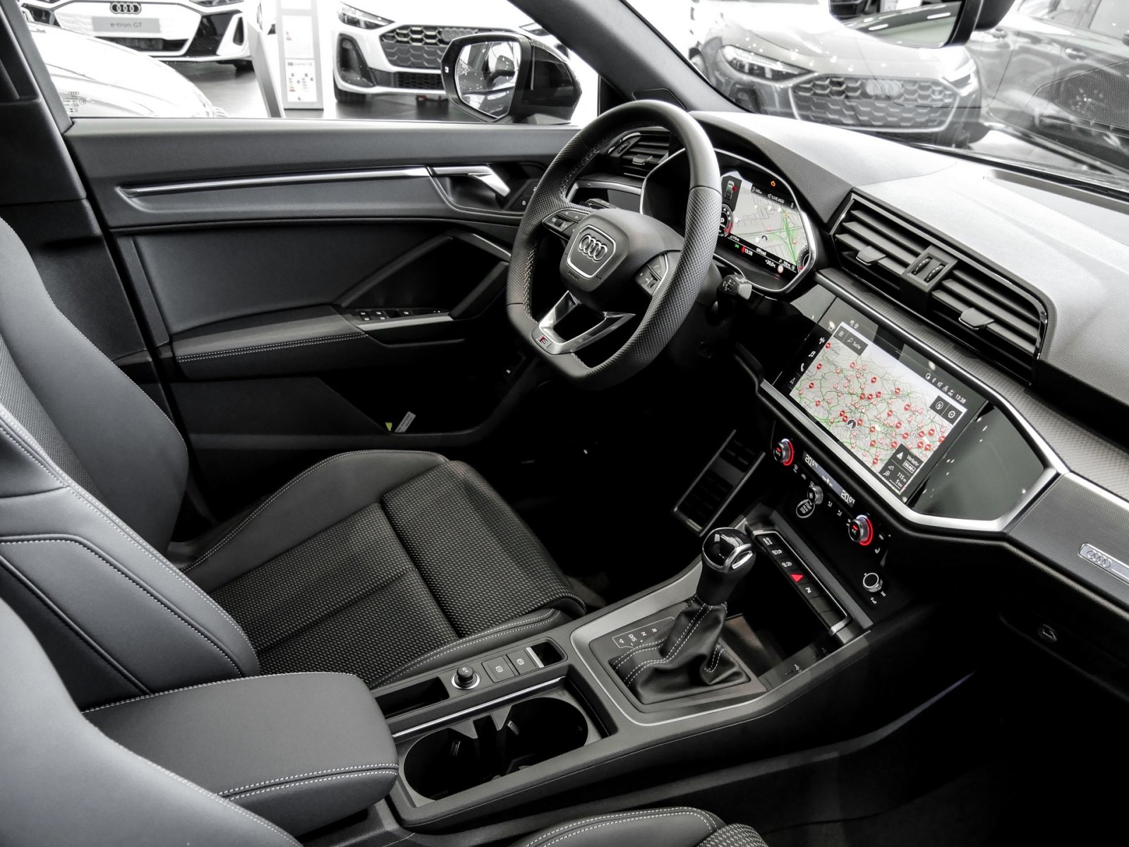 Audi Q3 Sportback 35 TFSI S tronic S Line Kamera+AHK+SONOS+LED+Optikpaket+