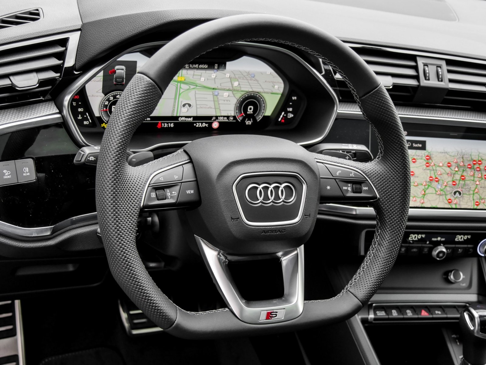 Audi Q3 Sportback 35 TFSI S tronic S line LED+AHK+Pano+Kamera+Optikpaket+
