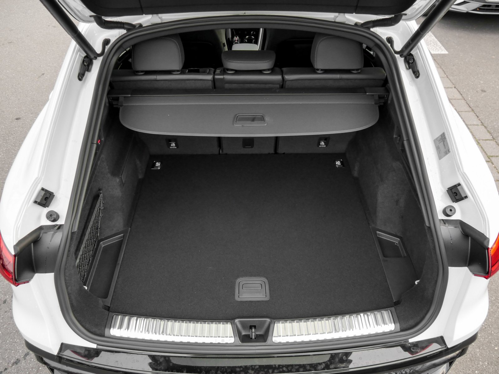 Audi Q5 Sportback TFSI quattro Tech plus+Sonnenschutzverglasung+Lichtpaket pro+S-Sportfahrwerk+AHK