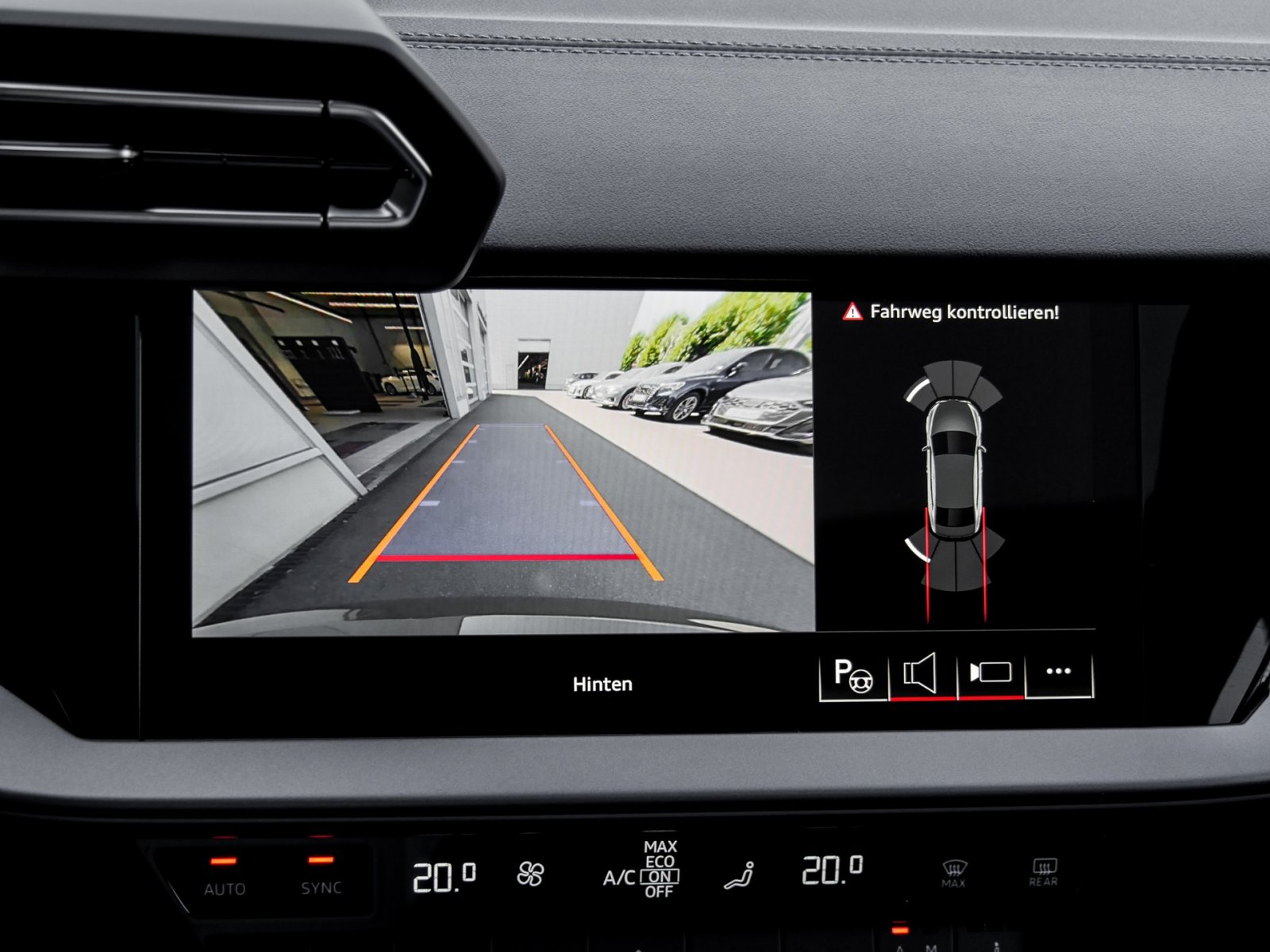 Audi A3 Limousine 35 TFSI S tronic S Line Pano+MatrixLED+Assistenzpaket+AHK+