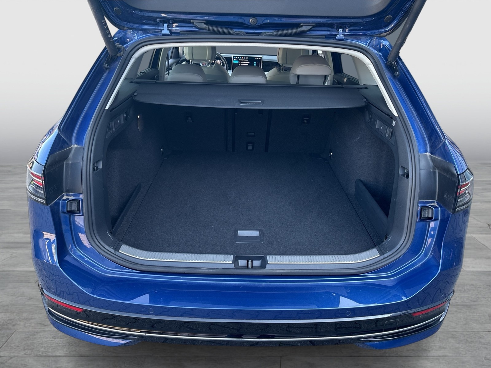 Volkswagen Passat Variant 2.0 ELEGANCE 4X4 STANDHZ. 360°CAM