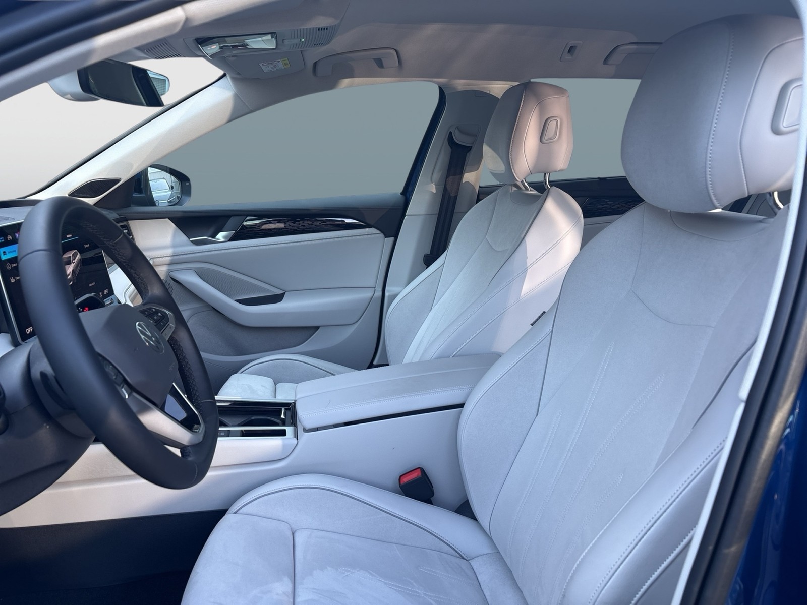 Volkswagen Passat Variant 2.0 ELEGANCE 4X4 STANDHZ. 360°CAM