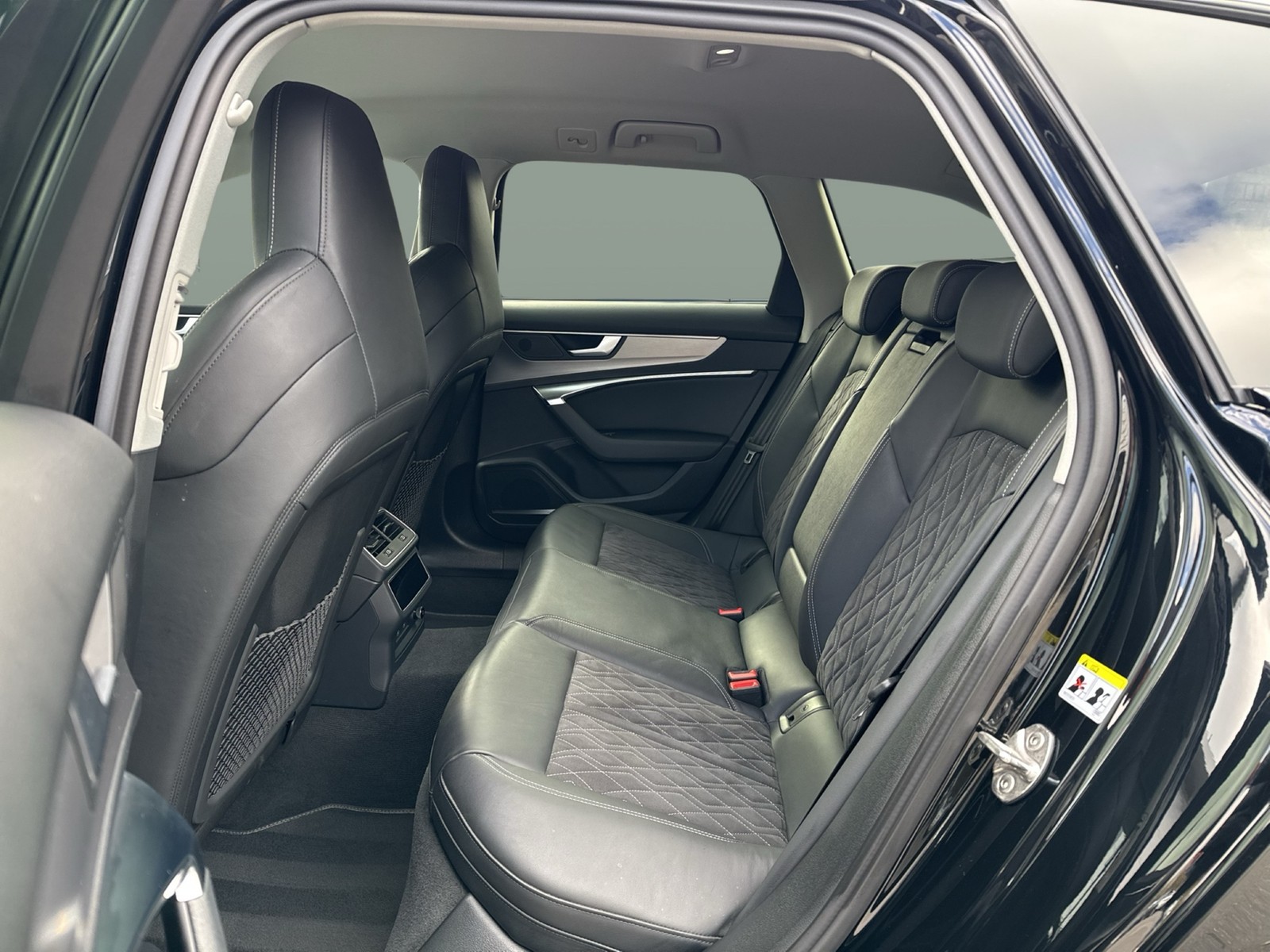Audi S6 Avant Q. BLACKPAK B&O KAMERA ALU21" NAVI