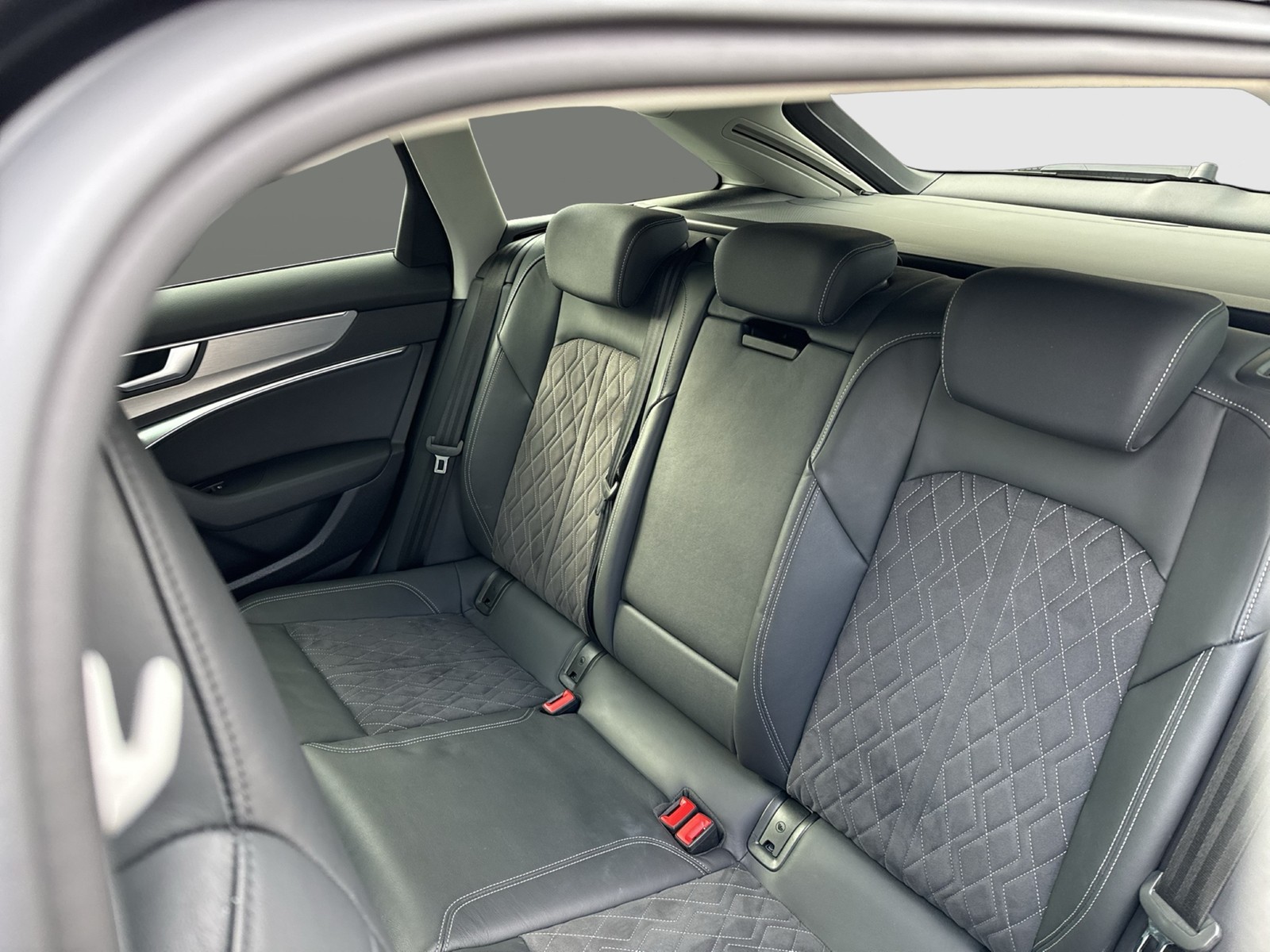 Audi S6 Avant Q. BLACKPAK B&O KAMERA ALU21" NAVI