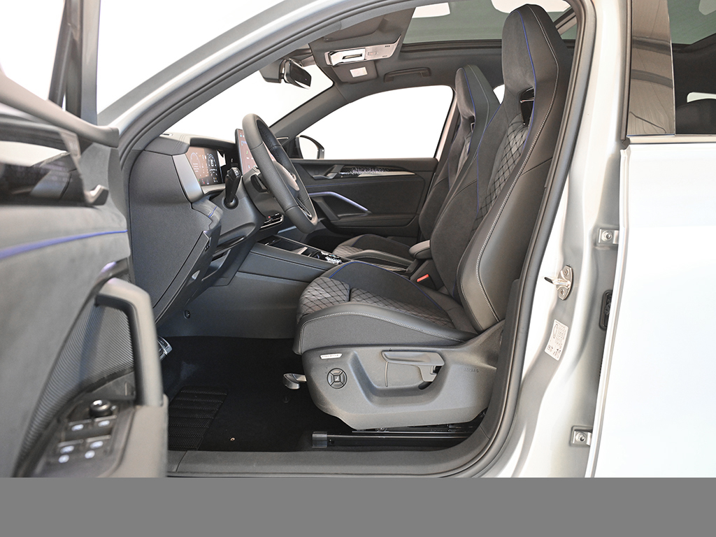 Volkswagen Tayron 2.0 R-LINE DSG