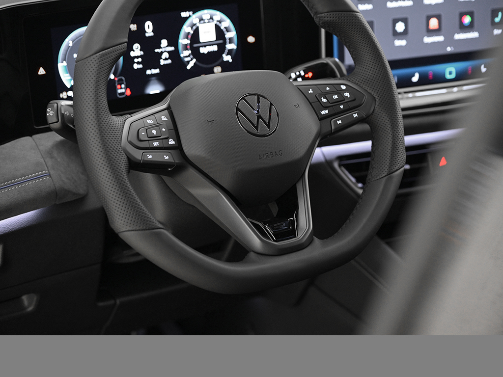 Volkswagen Tiguan 2.0 R-LINE DSG AHK MATRIXLED 360CAM LM20