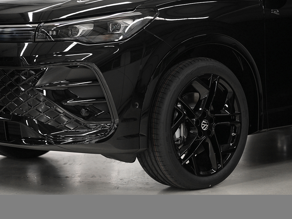 Volkswagen Tiguan 2.0 R-LINE DSG AHK MATRIXLED 360CAM LM20