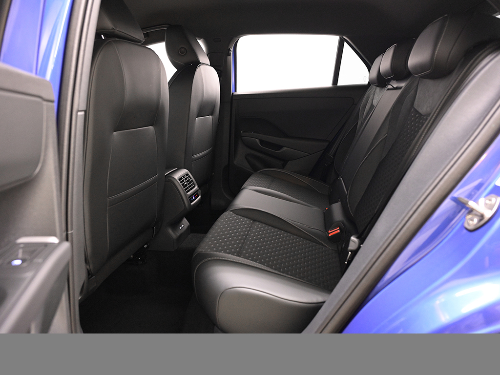Volkswagen T-Roc R-LINE AHK eKLAPPE BLACKSTYLE KEYLESS