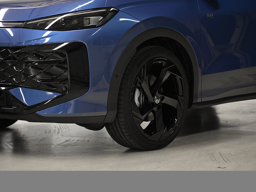 Volkswagen T-Roc R-LINE AHK eKLAPPE BLACKSTYLE KEYLESS