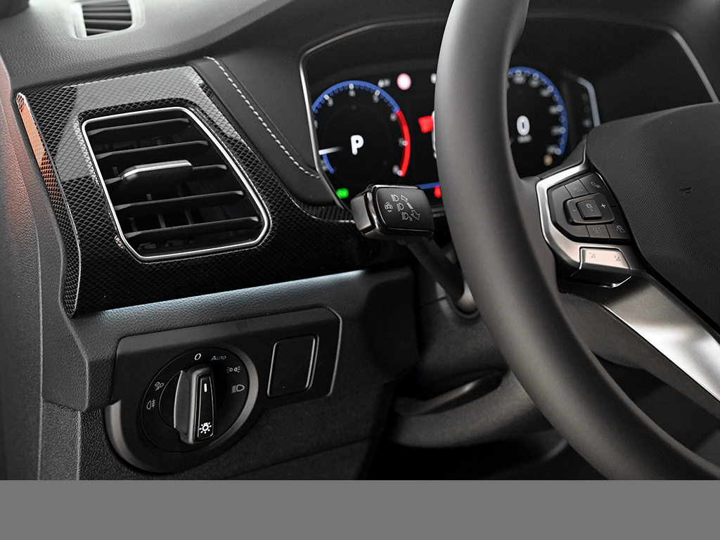 Volkswagen T-Cross 1.0 R-LINE DSG