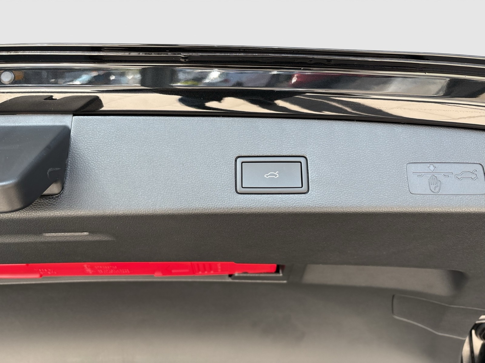 Volkswagen Golf Variant 1.5 R-LINE DSG eKLAPPE BLACKSTYLE