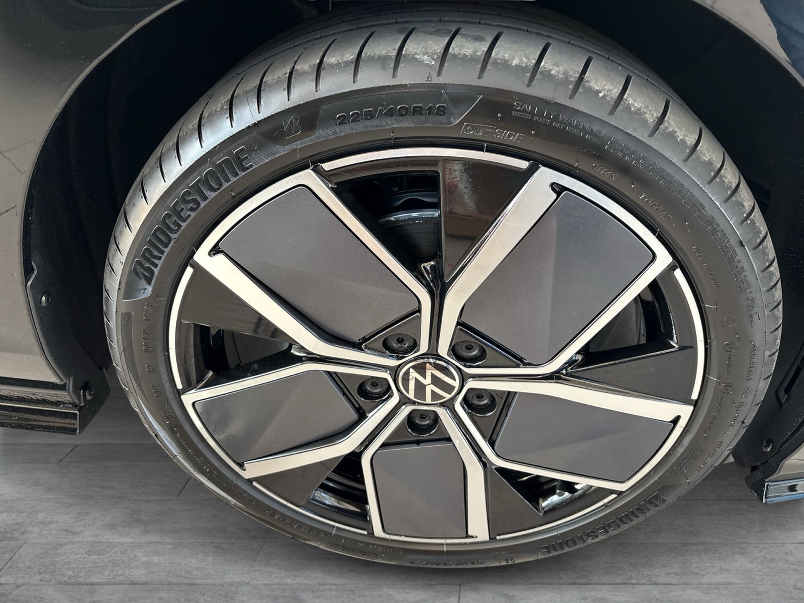 Volkswagen Golf Variant 1.5 R-LINE DSG eKLAPPE BLACKSTYLE