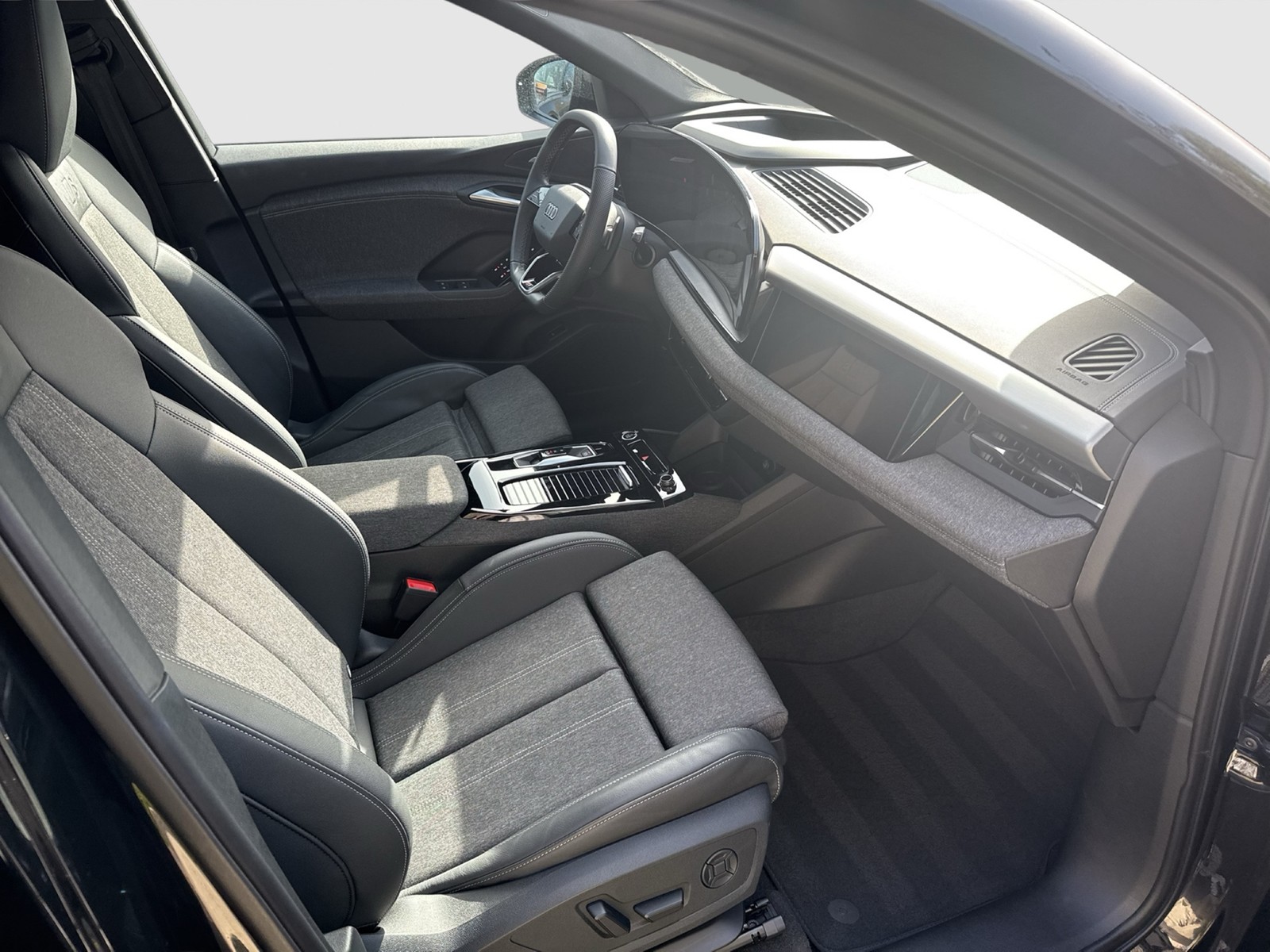 Audi Q6 e-tron performance S LINE WÄRMEPUMPE B&O AHK LM20