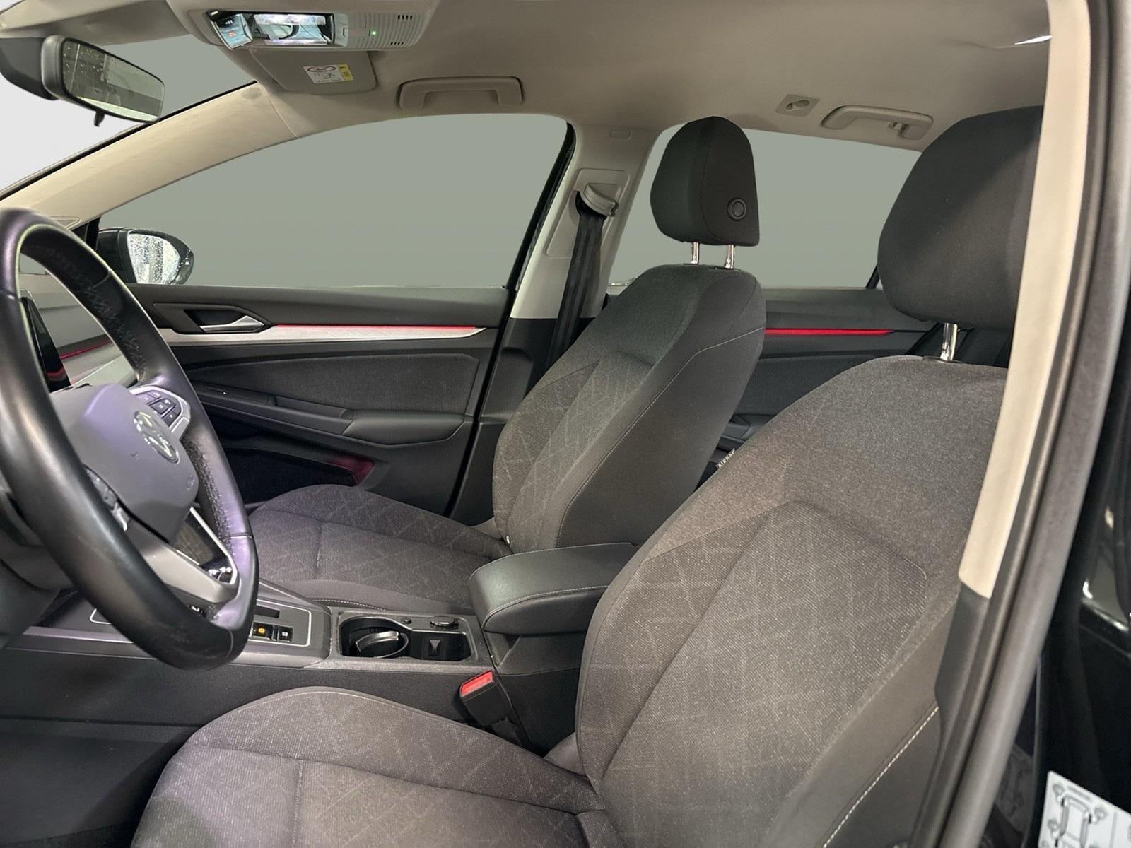 Volkswagen Golf Variant VIII 1.0 eTSI LIFE CAM ACC NAVI ALU