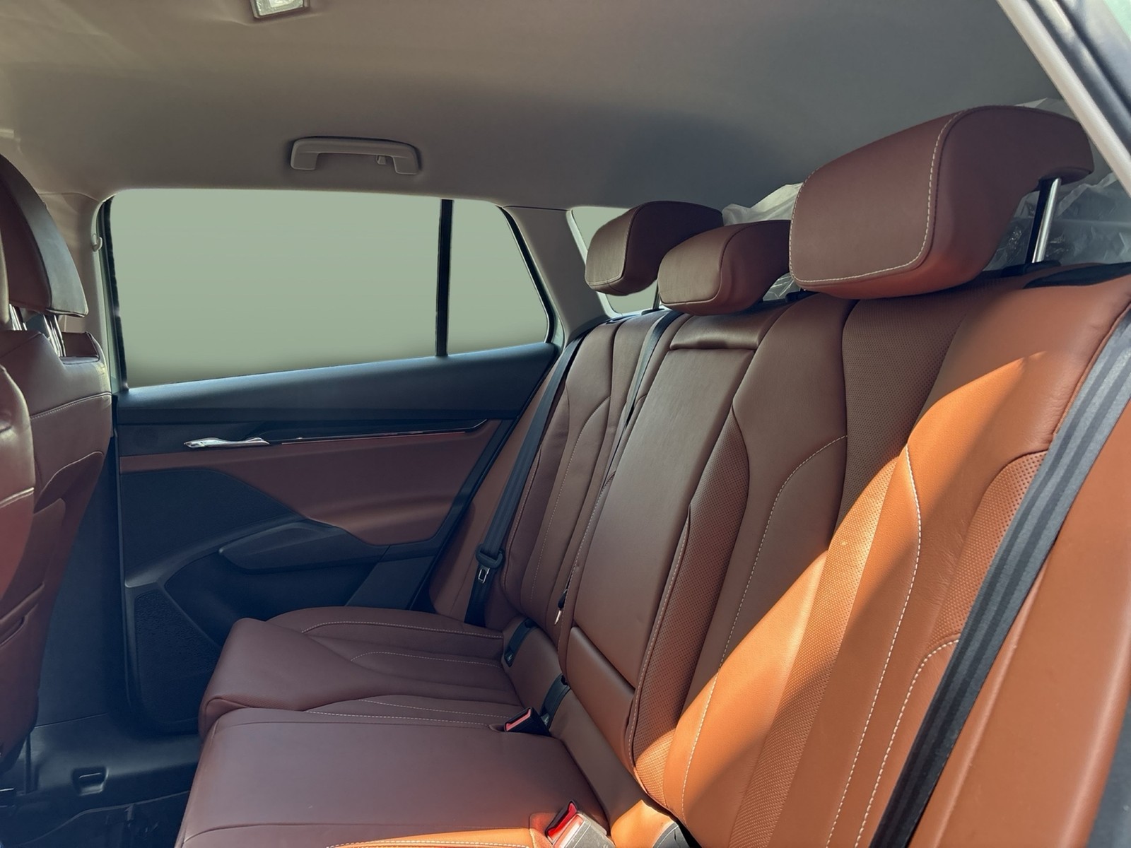 Skoda Enyaq 80x ecoSuite 4X4 WÄRMEPUMPE LEDER AHK LM19