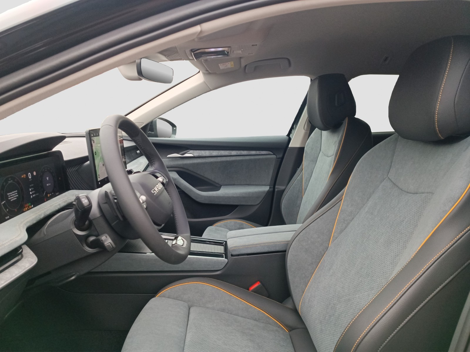 Skoda Superb Combi 2.0TDI DSG 4x4 Selection AHK HuD ACC NAV DCC 360Grad