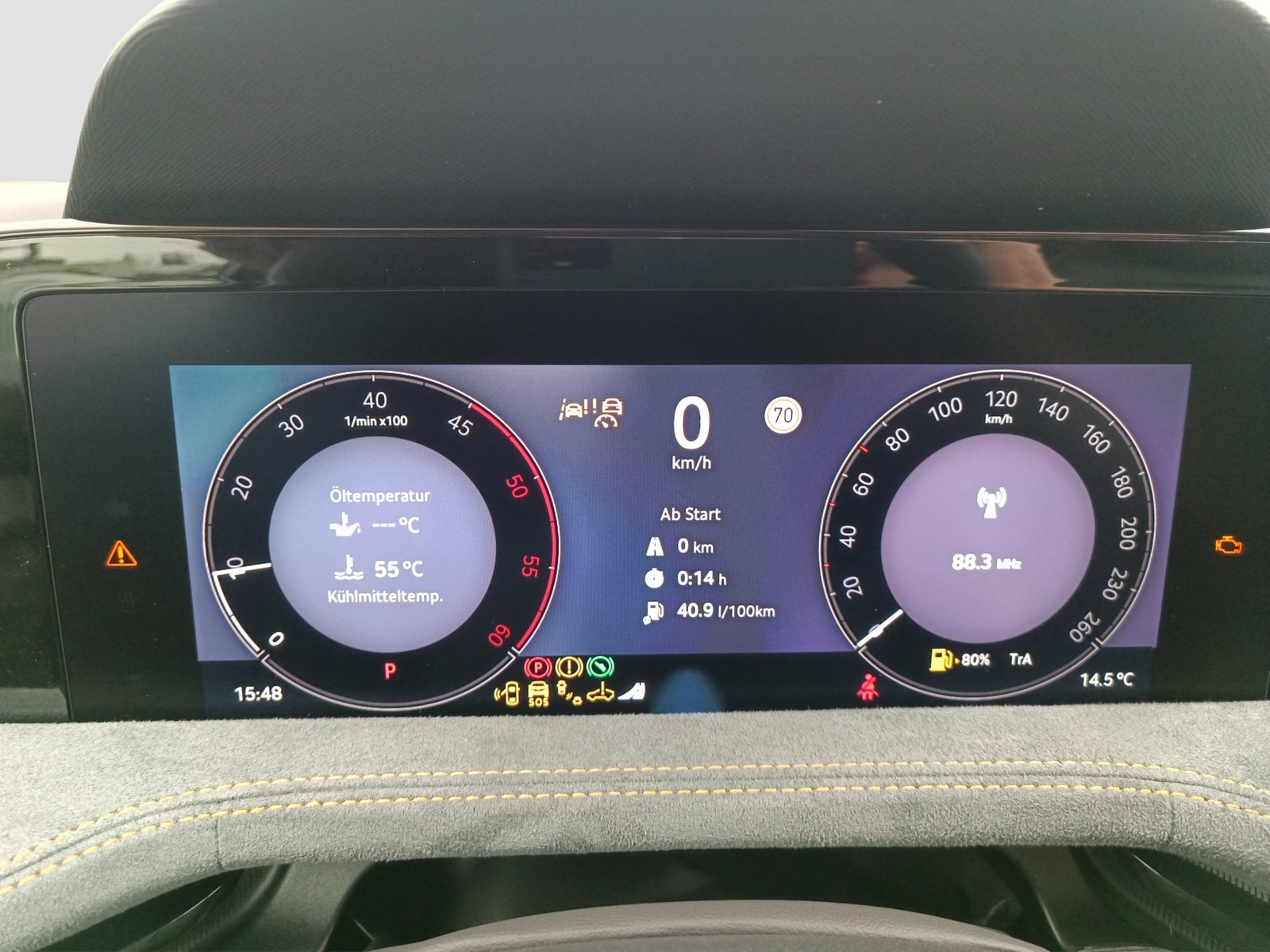 Skoda Superb Combi 2.0TDI DSG 4x4 Selection AHK HuD ACC NAV DCC 360Grad