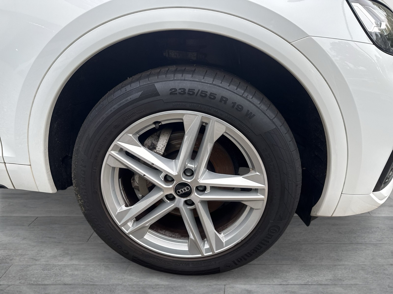 Audi Q5 40 Qu. S LINE BLACKPAK AHK ALU19 MATRIX