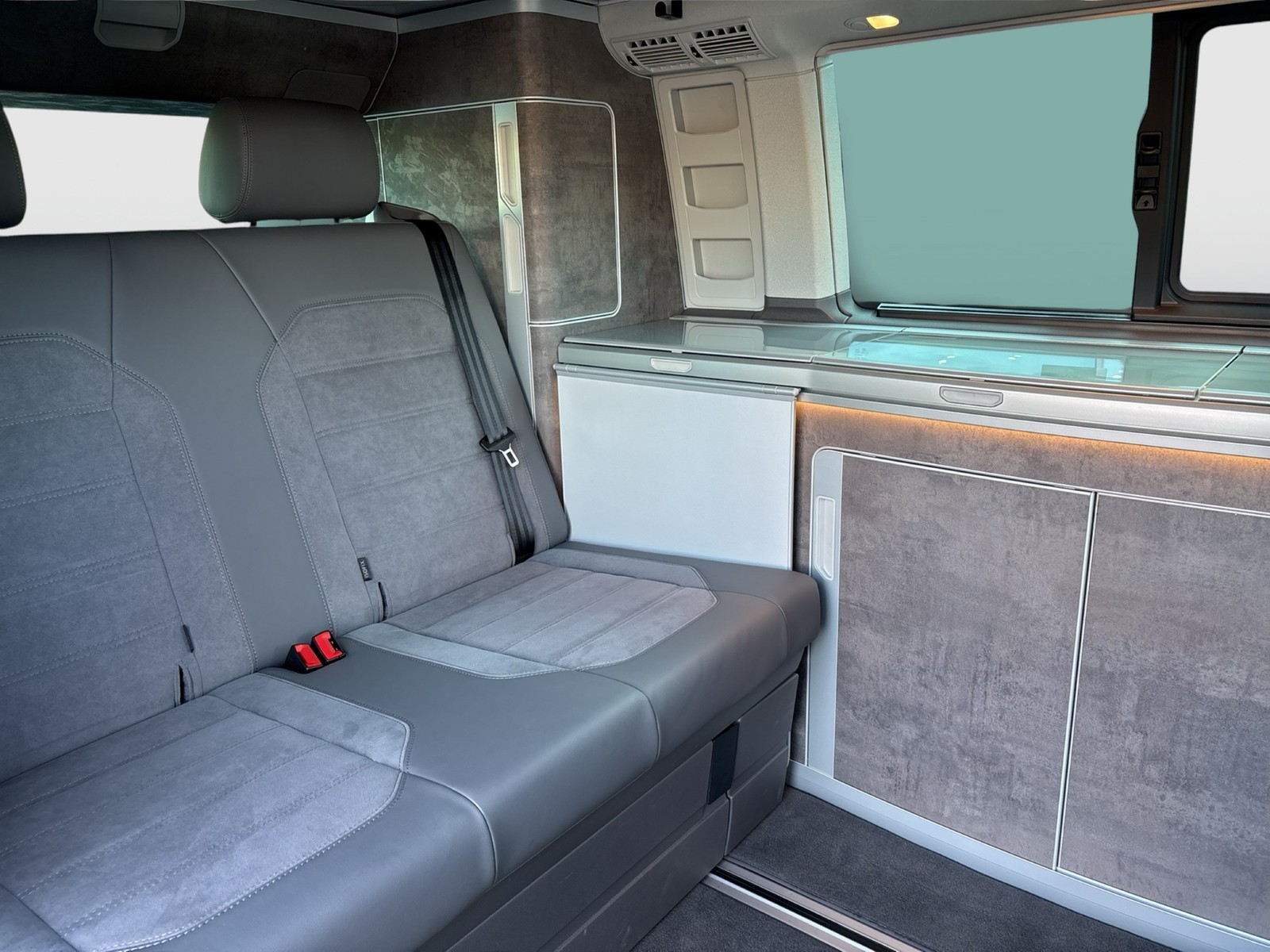 Volkswagen T6 California T6.1 Ocean Edition CAMPER STANDHZ.