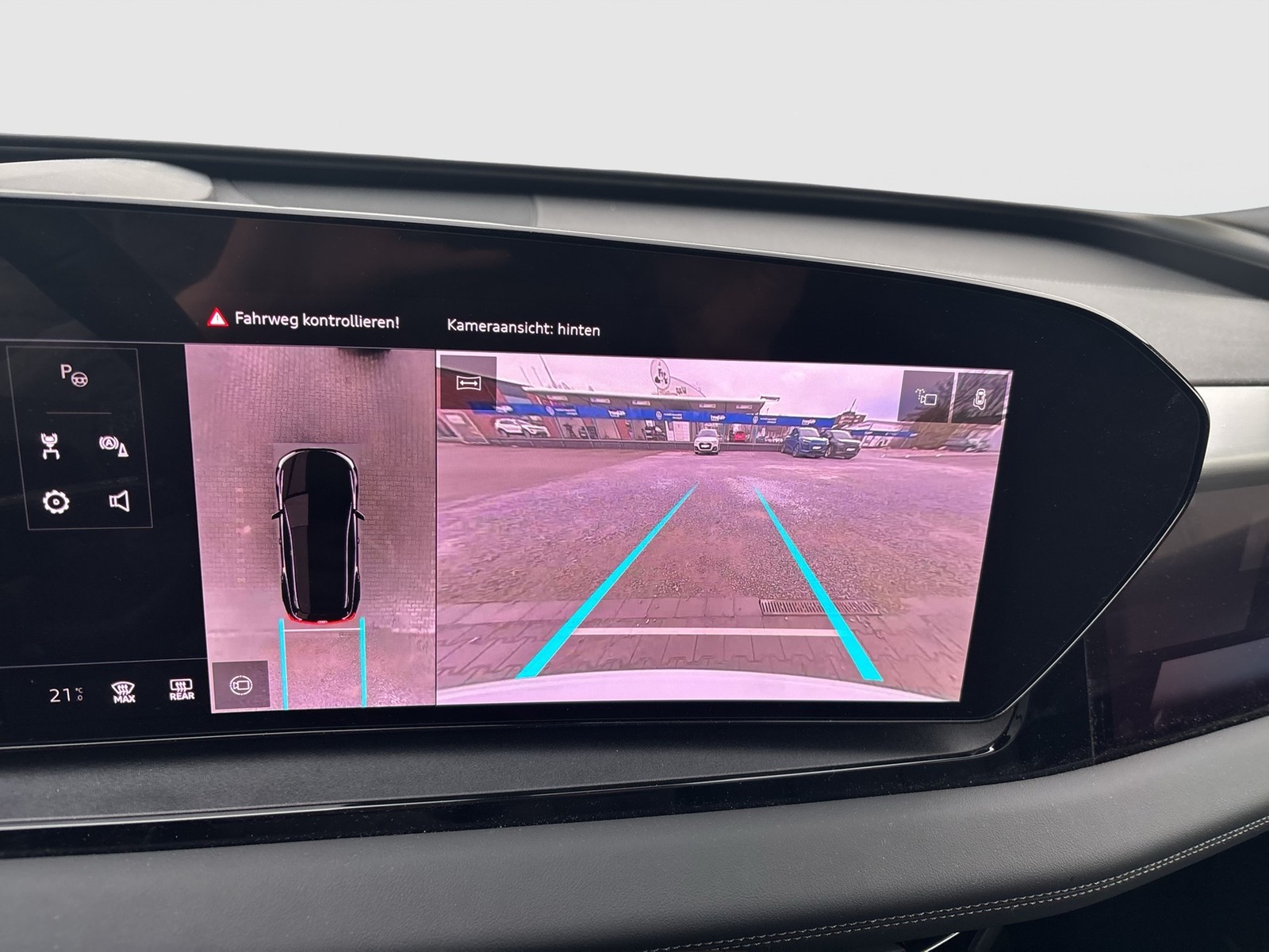 Audi Q6 e-tron quattro S LINE BLACKPAK PANO B&O