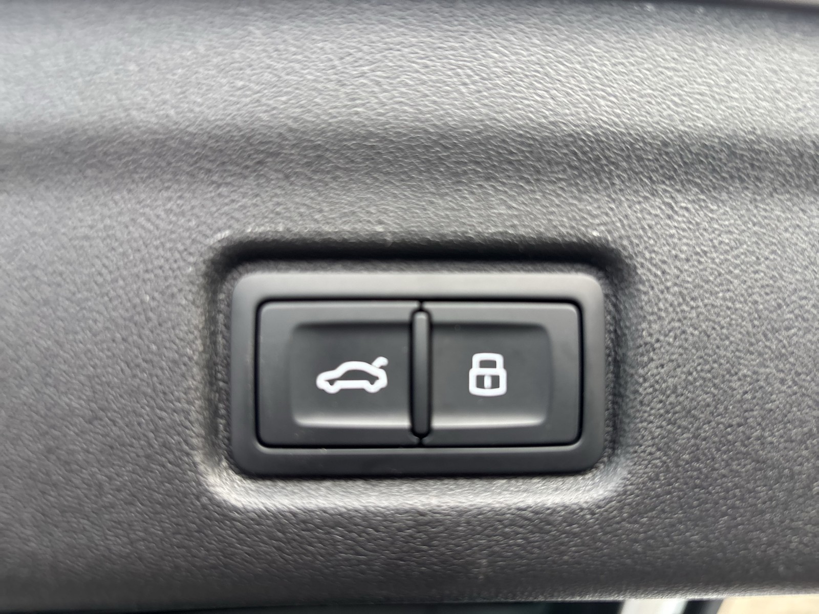 Audi Q6 e-tron quattro S LINE BLACKPAK PANO B&O