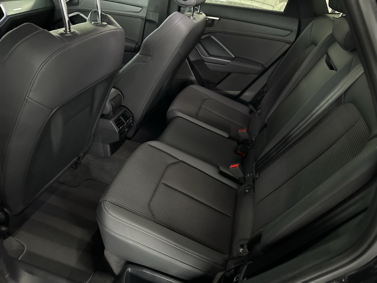 Audi Q3 Sportback 35 S LINE BLACKPAK ALU20 KAMERA
