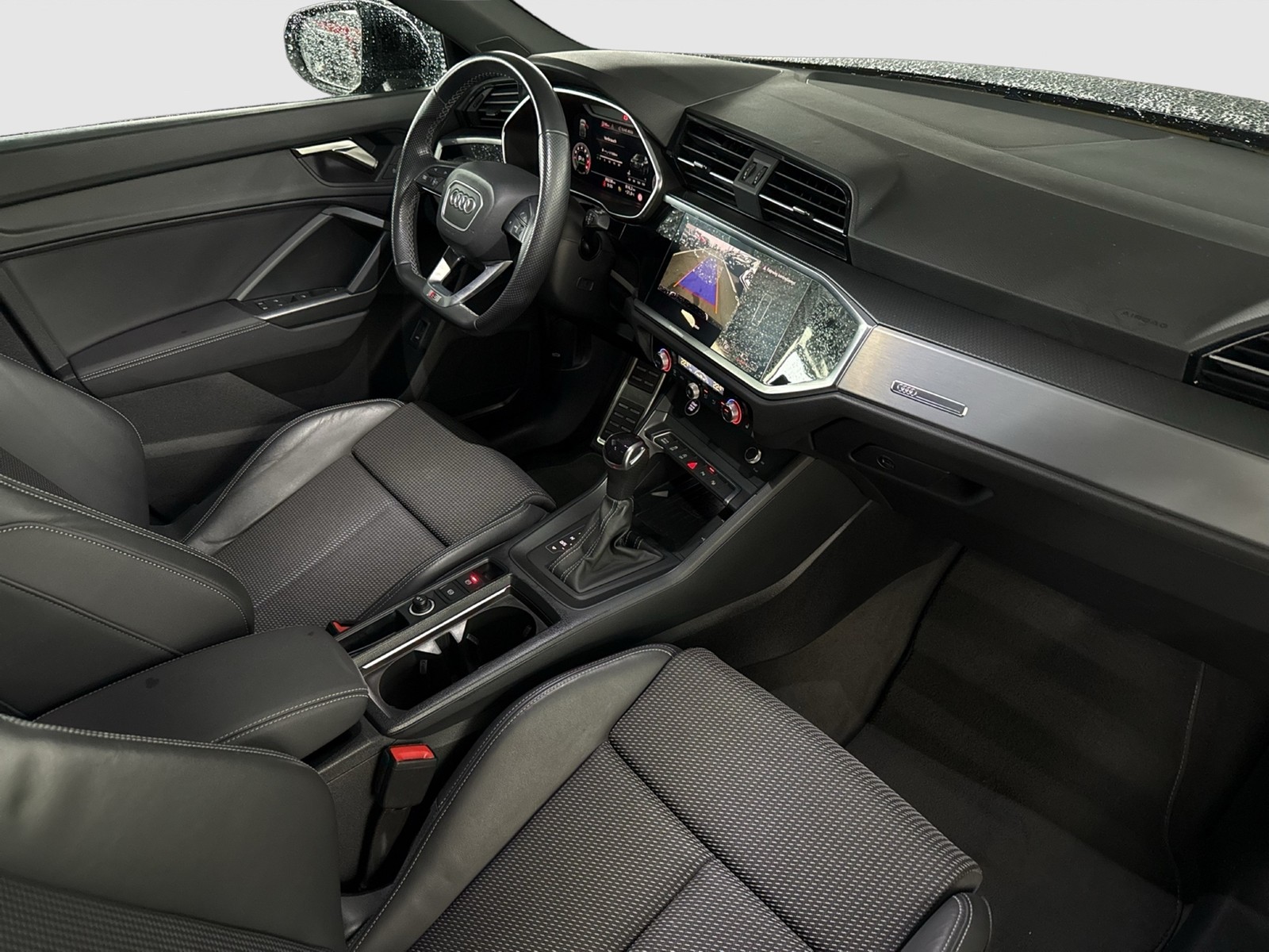 Audi Q3 Sportback 35 S LINE BLACKPAK ALU20 KAMERA