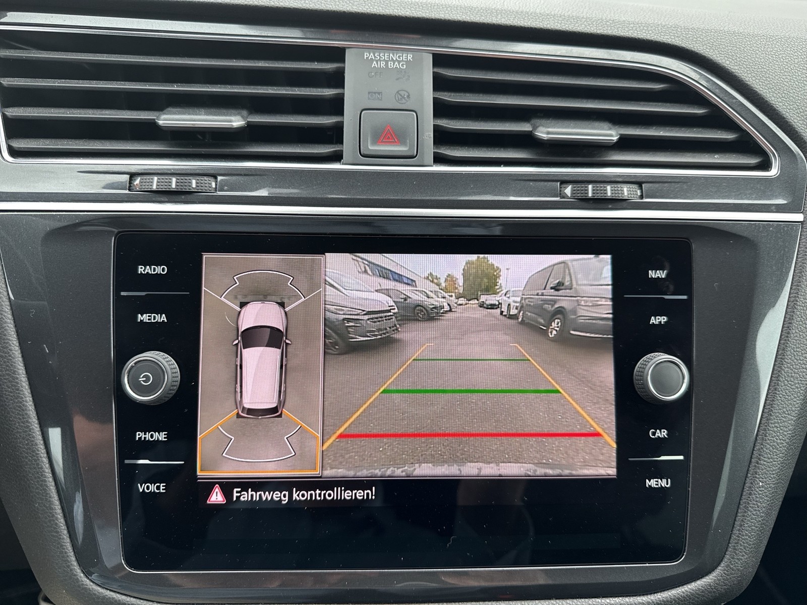 Volkswagen Tiguan Allspace 2.0 R-LINE 4X4 LEDER PANO 360CAM