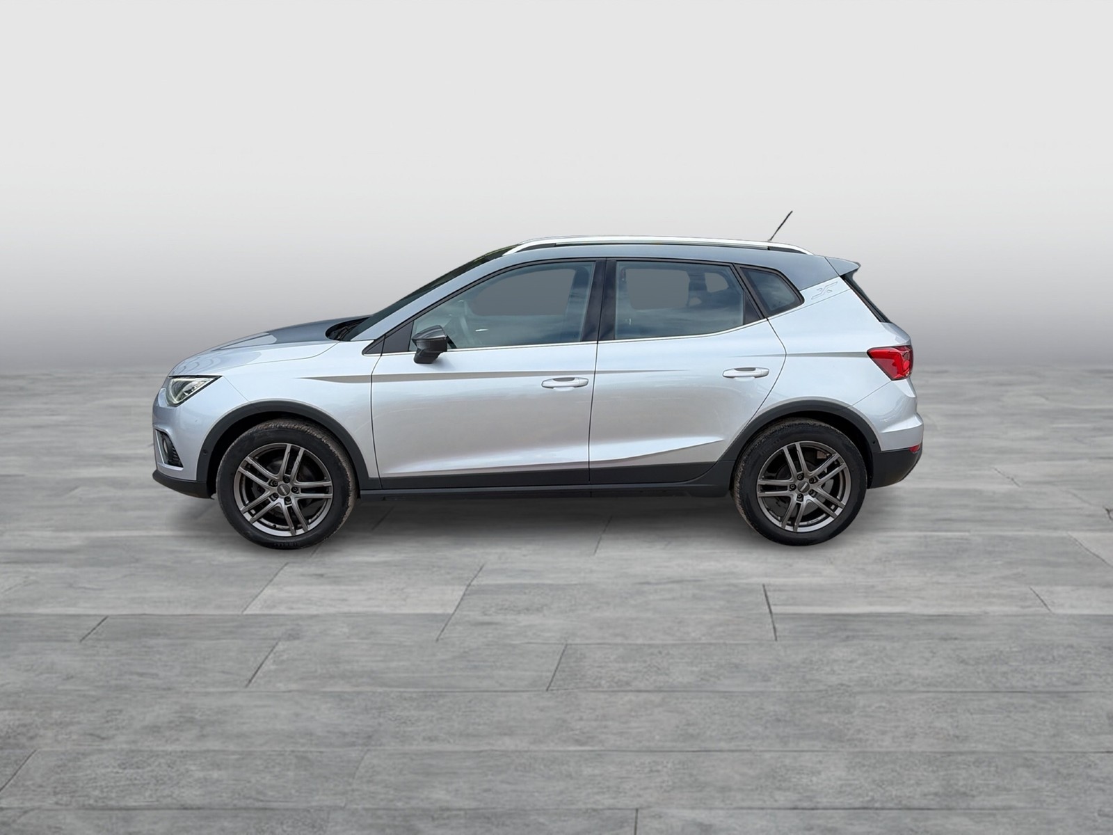 Seat Arona 1.6 FR BEATS CAM NAVI LM17 CARPLAY LED