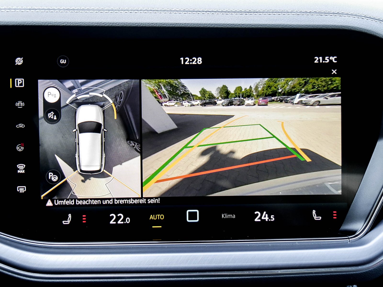 Volkswagen Touareg V6 R-LINE NEUES MODELL AHK 360°CAM LM19