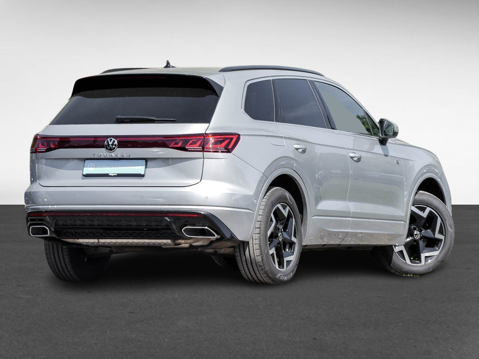 Volkswagen Touareg V6 R-LINE NEUES MODELL AHK 360°CAM LM19