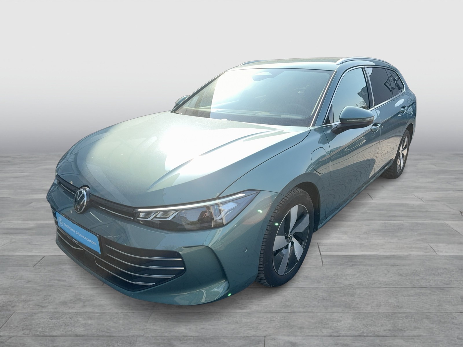 Volkswagen Passat Variant 1.5 HYBRID BUSINESS AHK CAM ACC