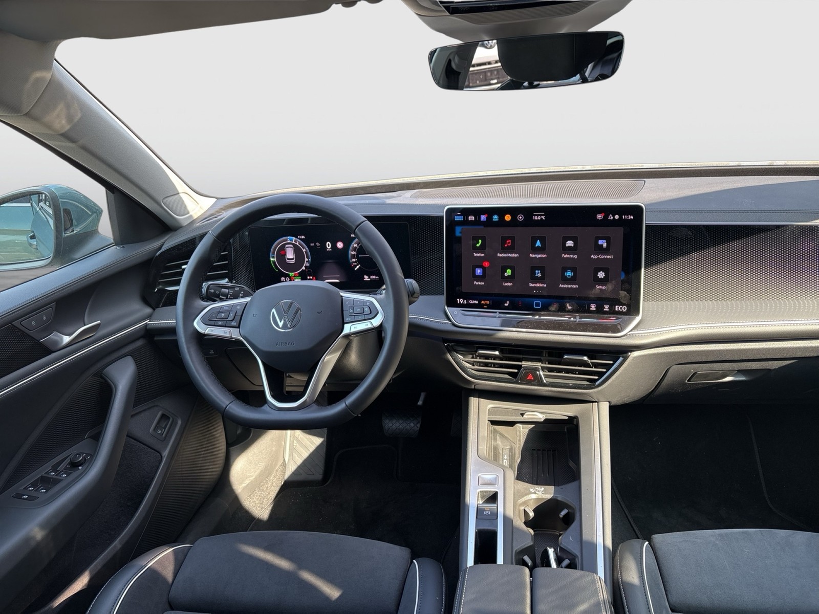 Volkswagen Passat Variant 1.5 HYBRID BUSINESS AHK CAM ACC