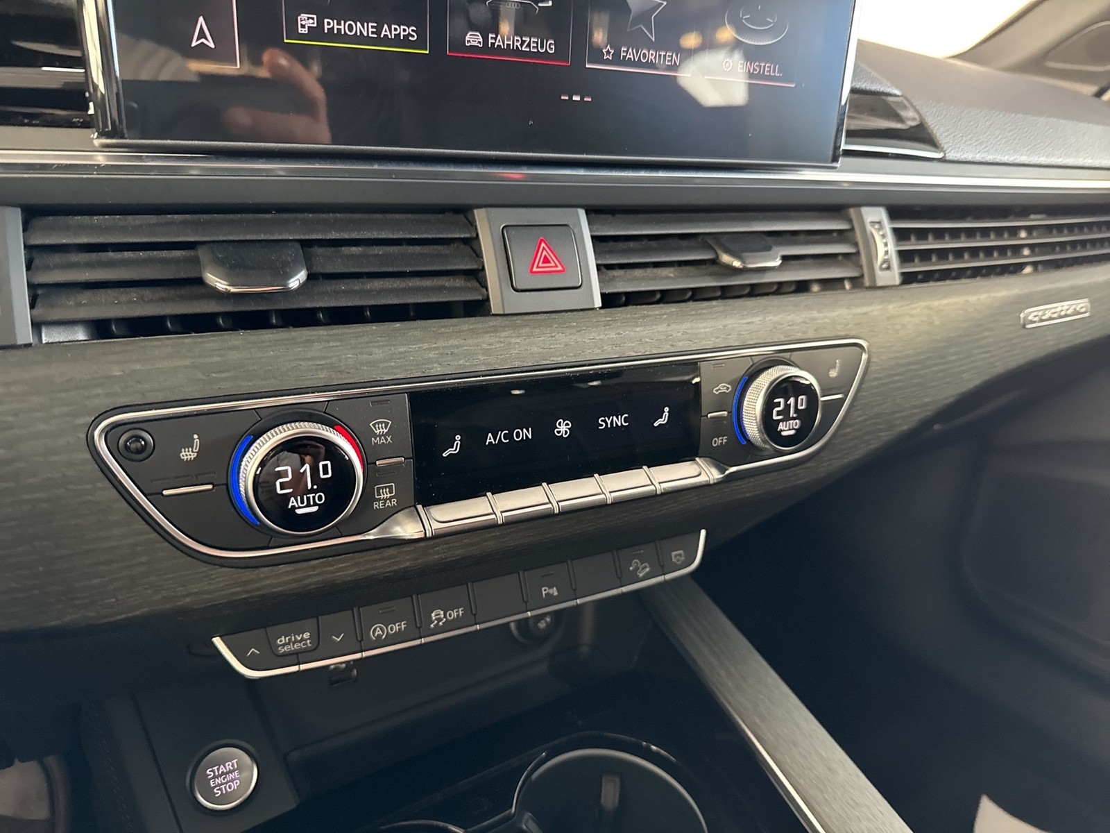 Audi A4 Allroad 40 Qu. PANO STANDHZ. B&O AHK CAM