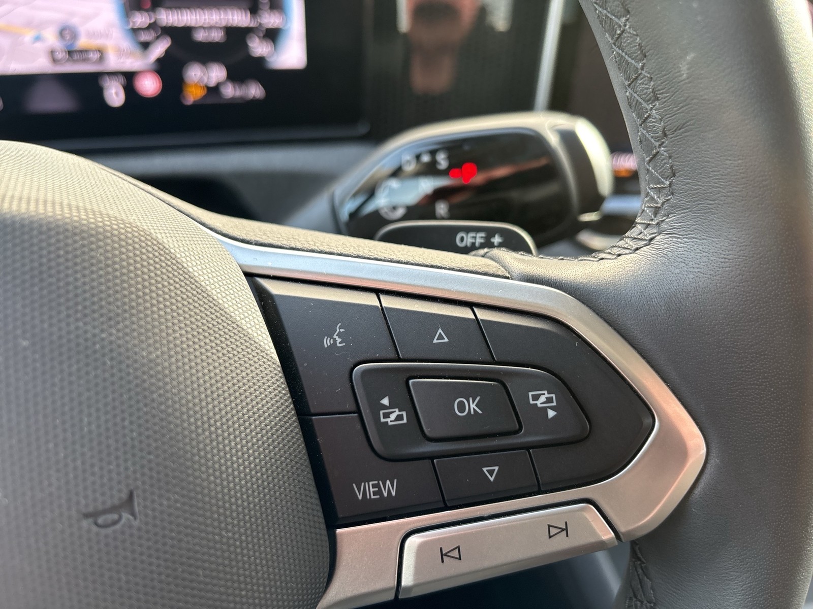 Volkswagen Tiguan 1.5 eTSI AHK CAM NAVI LM17 CARPLAY SITZHZ