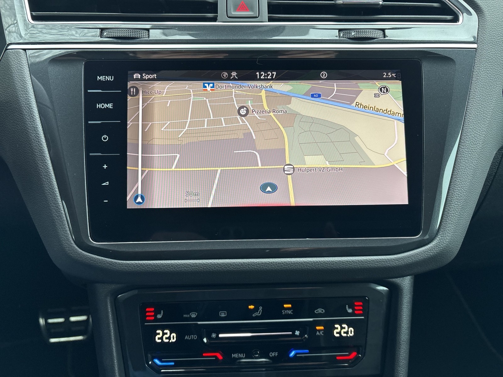 Volkswagen Tiguan 2.0 R-LINE 4X4 LEDER PANO AHK KAMERA ALU20