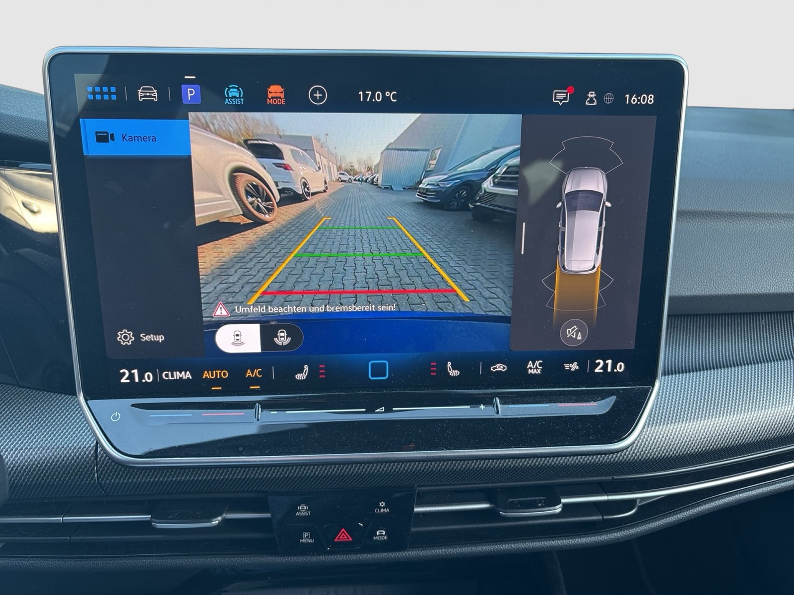 Volkswagen Golf VIII 2.0 R 4X4 AKRAPOVIC CAM ACC LM18 NAVI