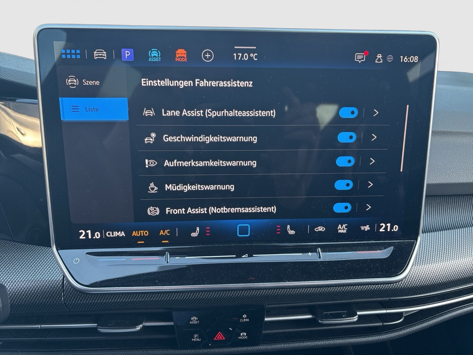 Volkswagen Golf VIII 2.0 R 4X4 AKRAPOVIC CAM ACC LM18 NAVI