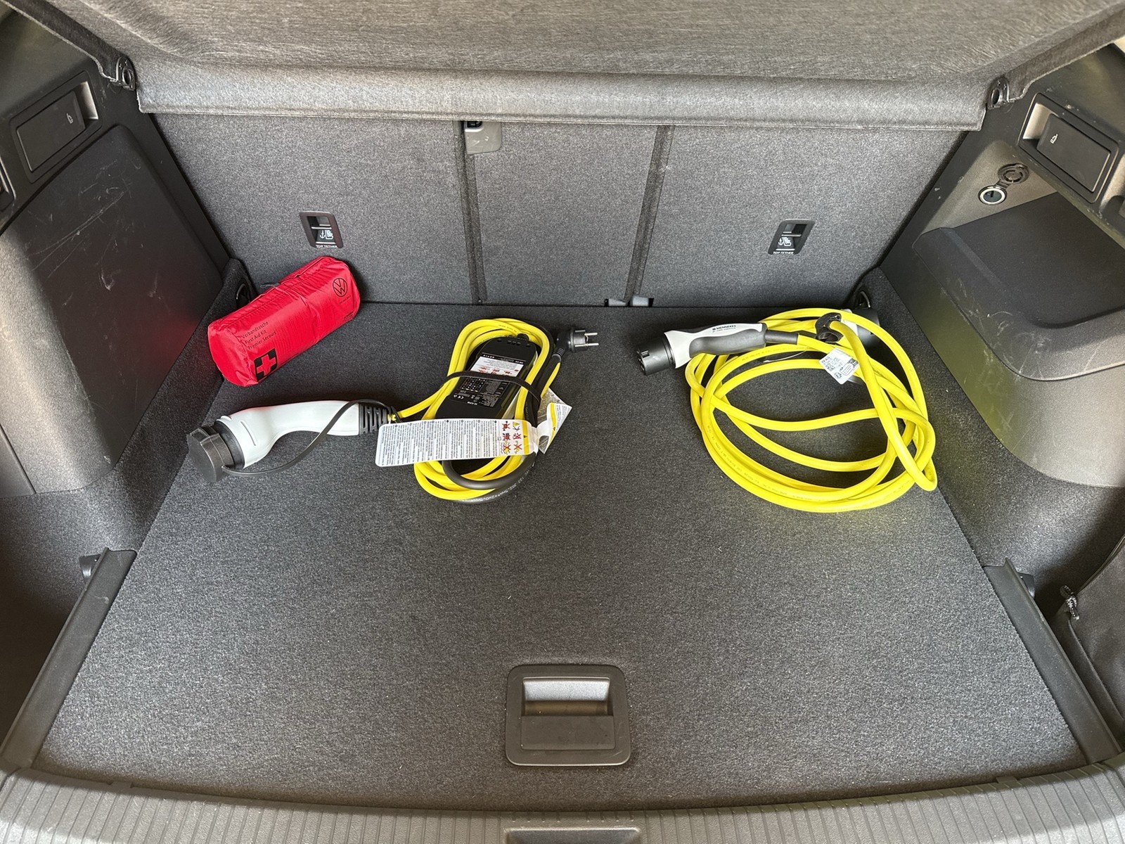 Volkswagen Tiguan 1.5 HYBRID LIFE AHK 360°CAM ACC LM18 NAVI